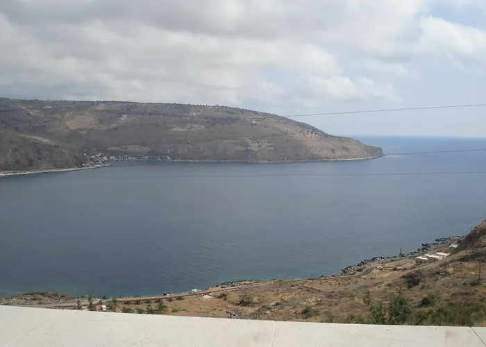 Selana View